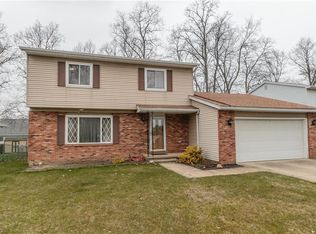 6990 Ames Rd, Parma, OH 44129