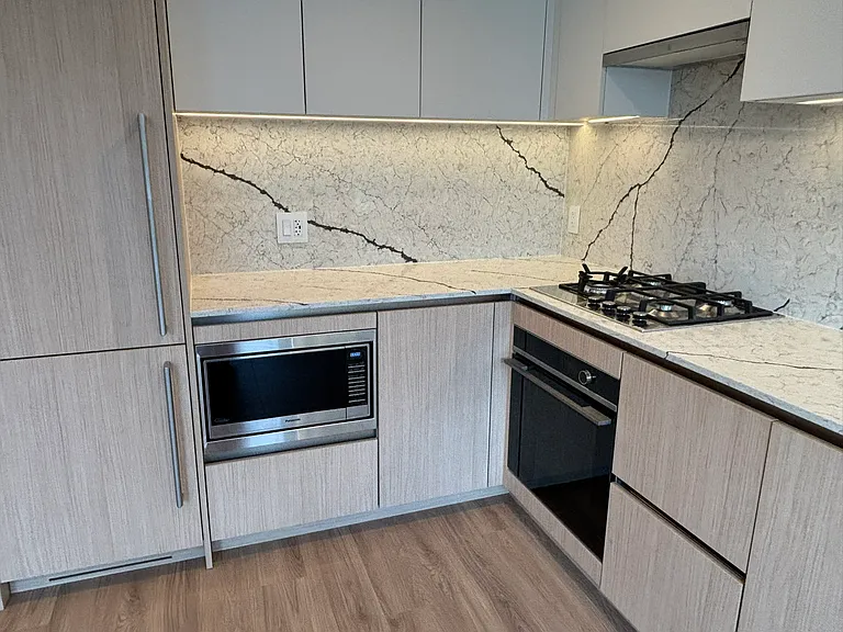 2135 Springer Ave #403 — Photo 6