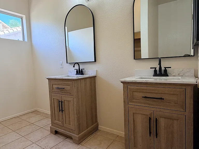 9005 N Lawndale Dr — Photo 32
