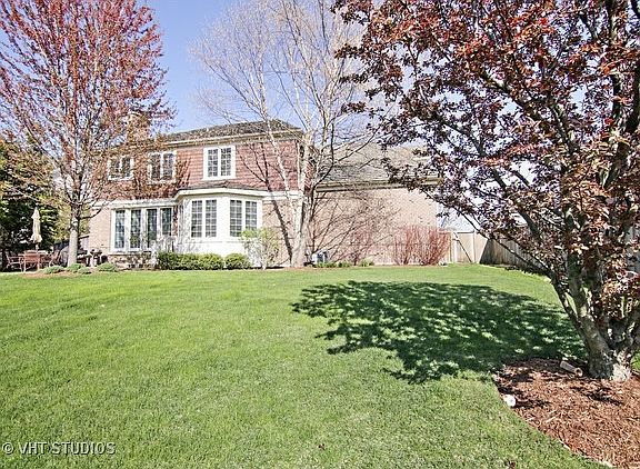 2nd image of 1586 Saratoga Ln