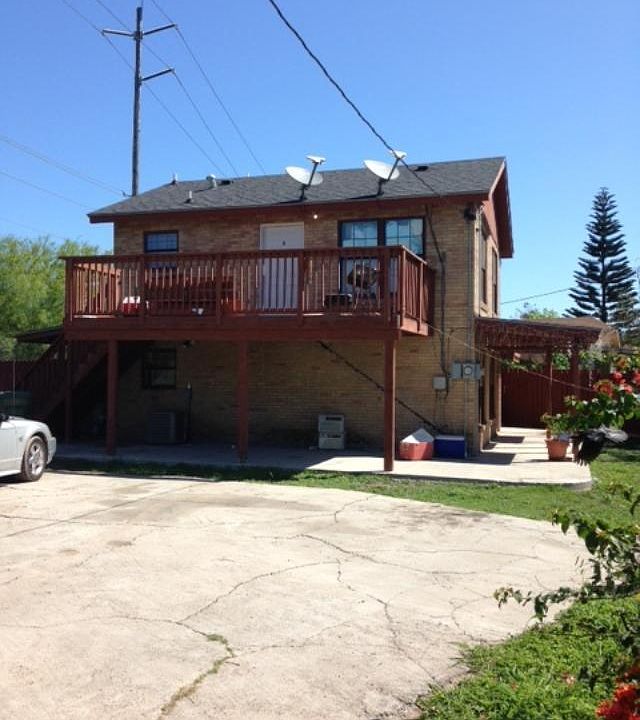 2nd image of 288 W Park Dr