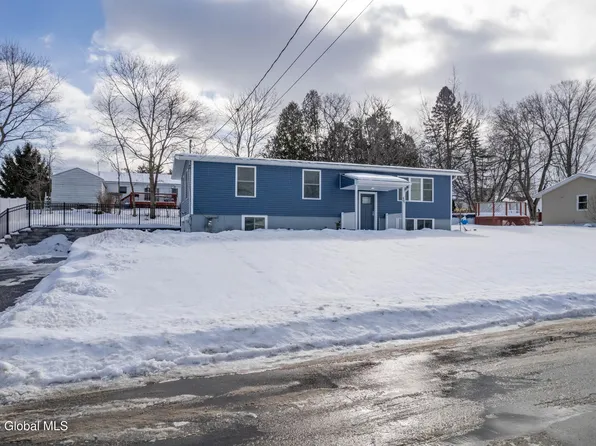 55 Oakland Avenue, Amsterdam, NY 12010