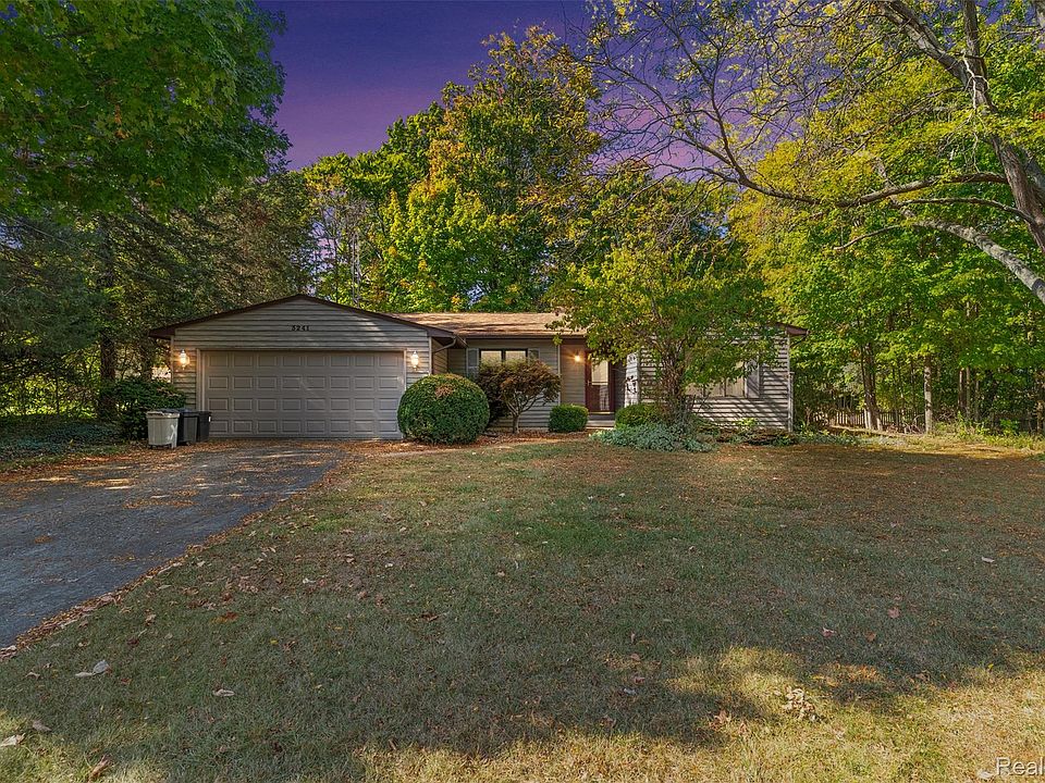 1st image of 3241 Woodvalley Dr