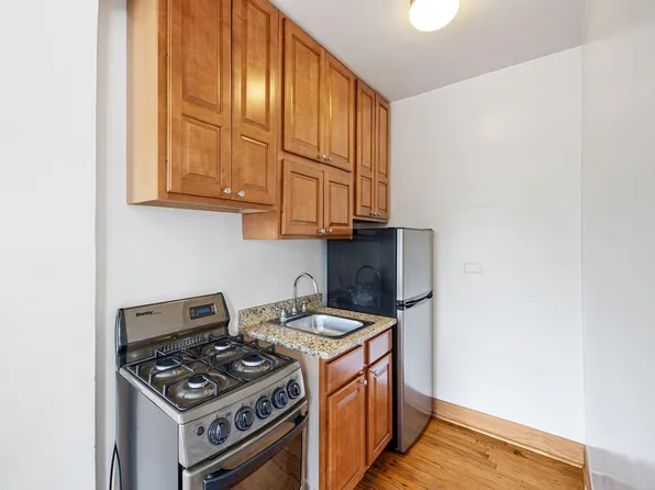 1400 W. Devon Avenue