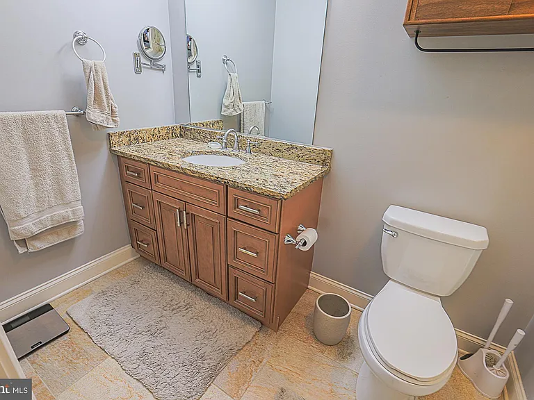 400 Five Farms Ln — Photo 50