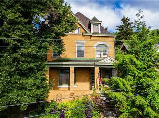 1623 Rhine St, Pittsburgh, PA 15212