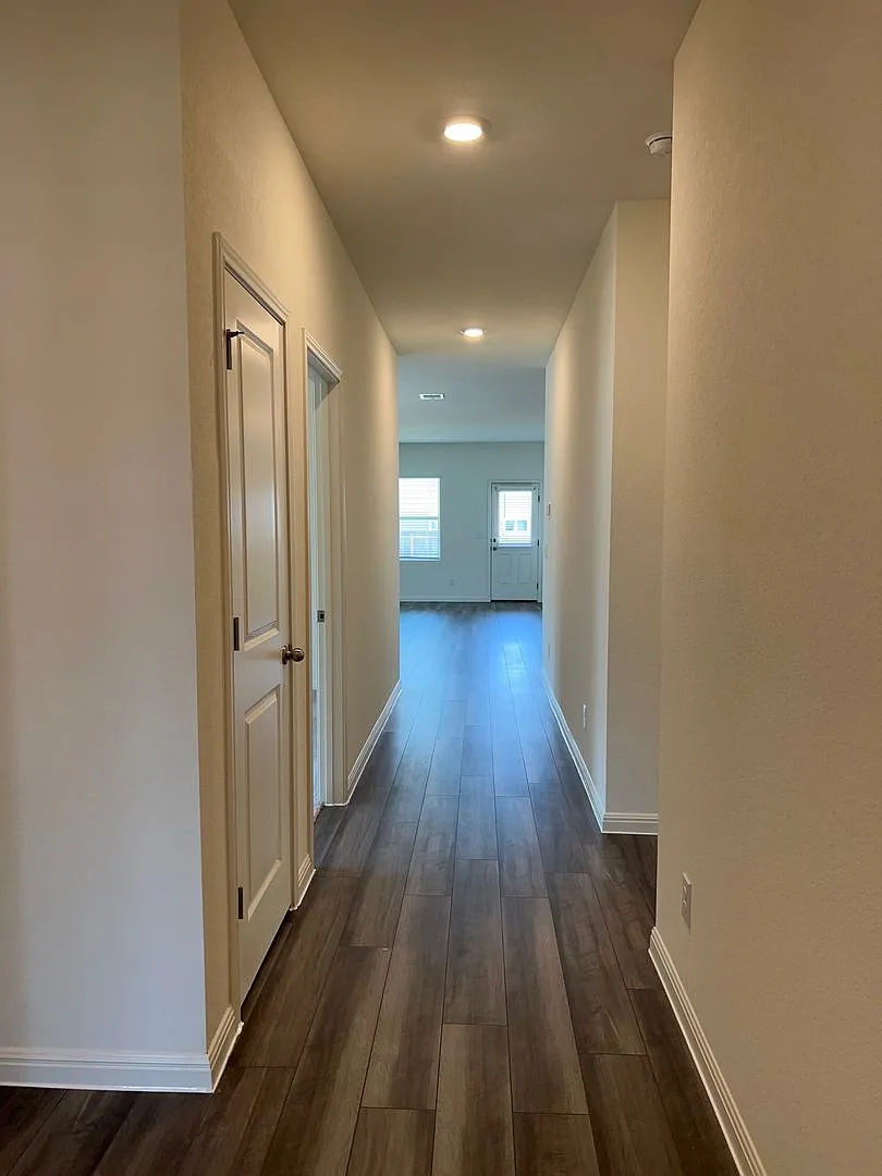 Keen 4 Bedroom, 3 Bath, 1-Story Home in Kyle — Photo 2