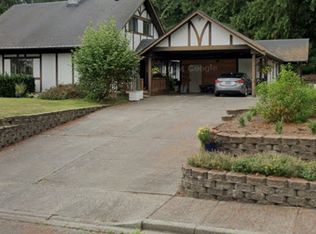 719 N 30th St, Mount Vernon, WA 98273