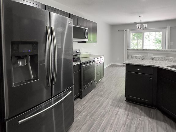 2nd image of 203 Saw Briar Ct