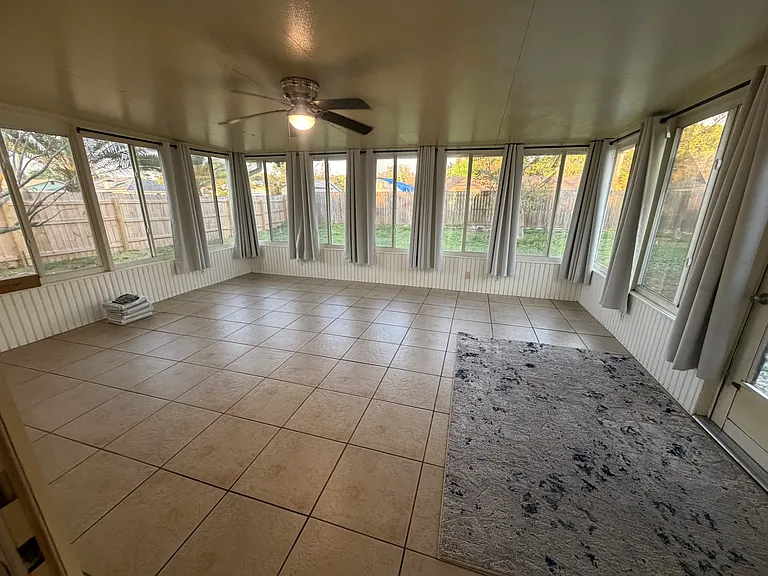 3043 Queen Palm Dr — Photo 2