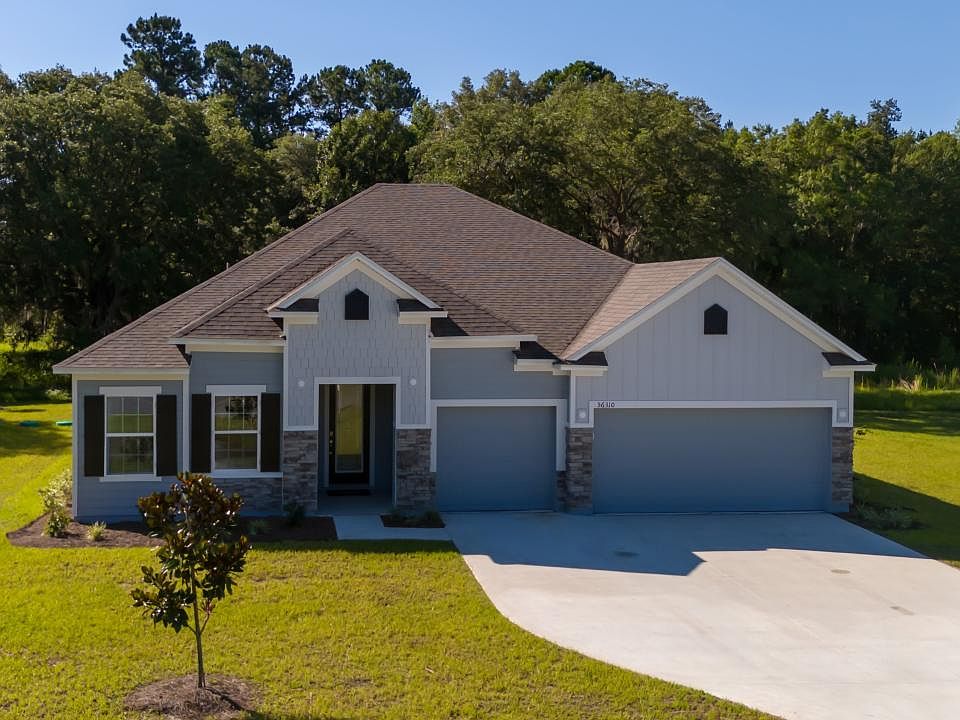 The best price for a new home with up to 1-acre homesites in Lake City.