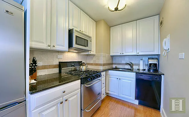 Sold by Halstead Real Estate | media 8