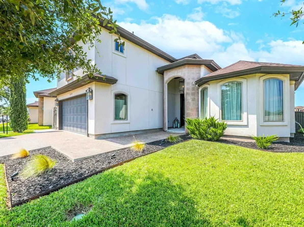 214 Brahea Dr, Laredo, TX 78045