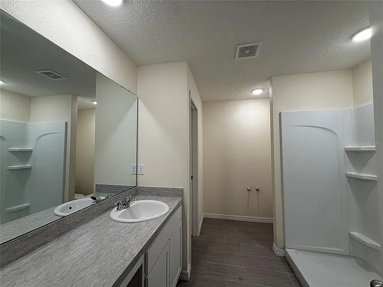44 Pineapple Dr — Photo 13