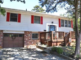 221 Doran Ave, Somers Point, NJ 08244