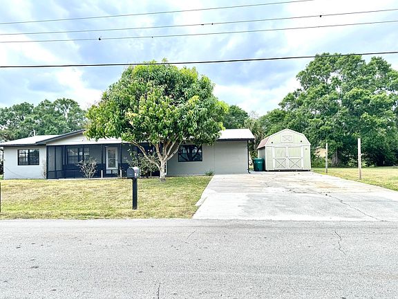 4th image of 1202 SE 8th Drive