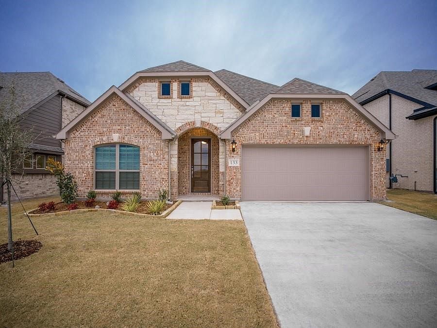 1st image of 133 Winterwood Dr