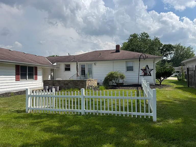 745 Forde Ave — Photo 29