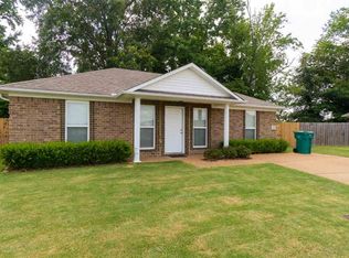 146 London Cv, Medina, TN 38355