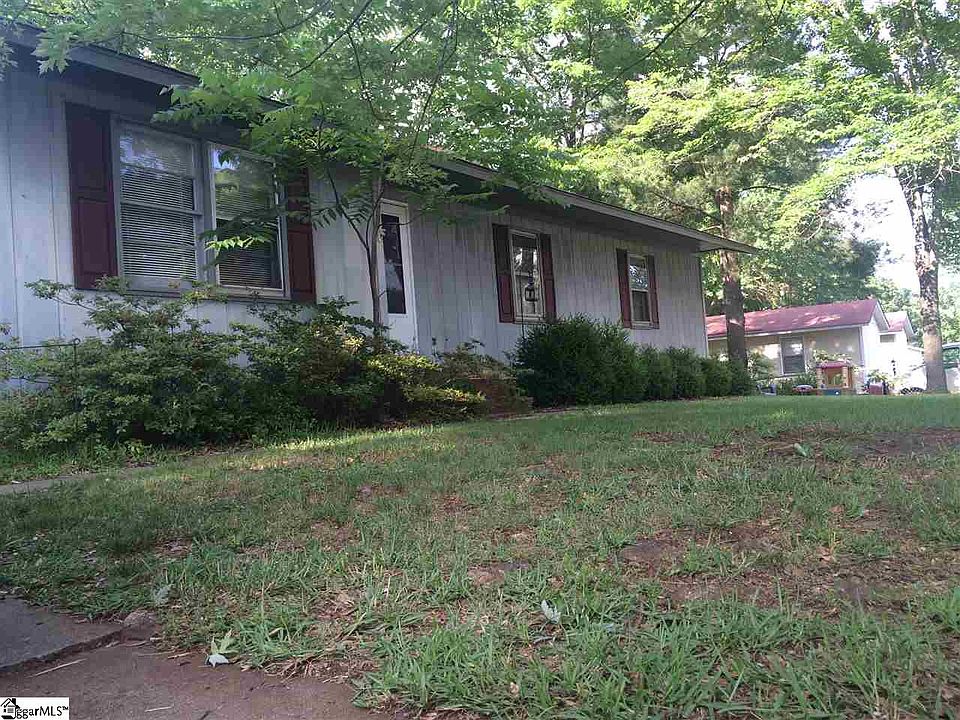 1st image of 505 W Yellow Wood Dr