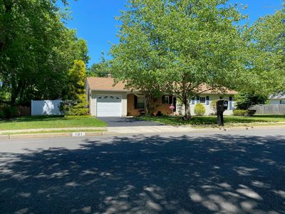 101 Applebey St, Eatontown, NJ, 07724