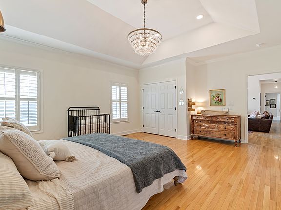 18th image of 3402 Blackburn Rd