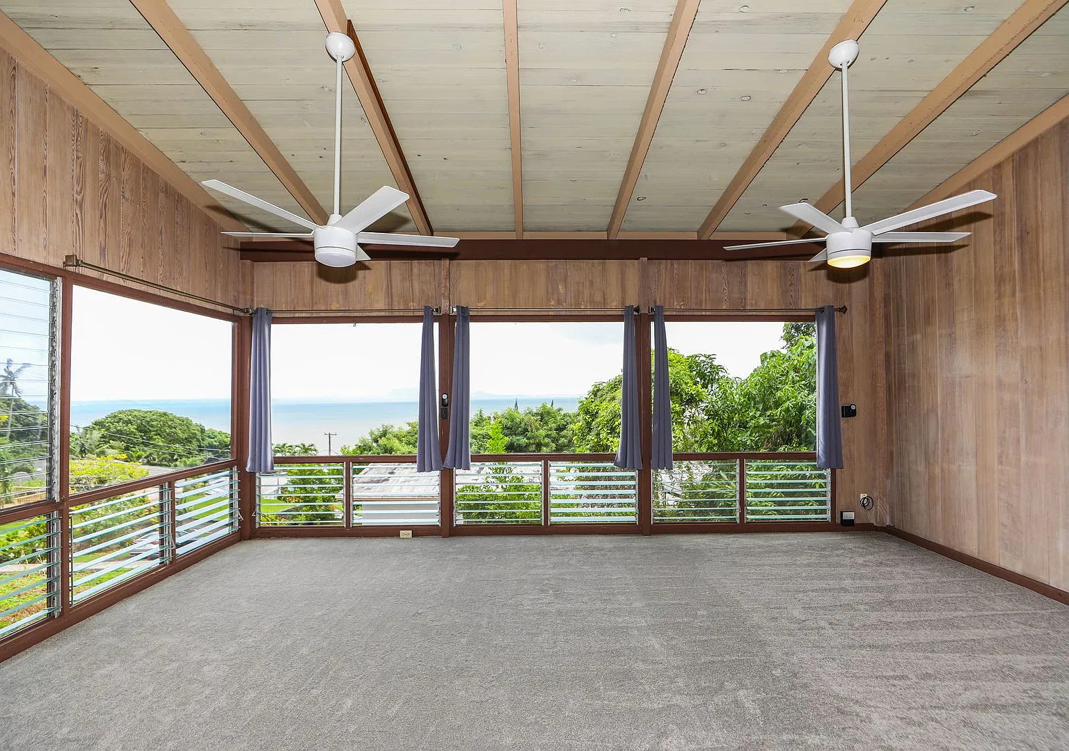 Kane'ohe - Ka'alaea - 3 Bdrm/2 Bath/Carport - $3,500 — Photo 3