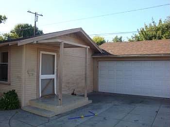 2nd image of 326 E El Morado Ct