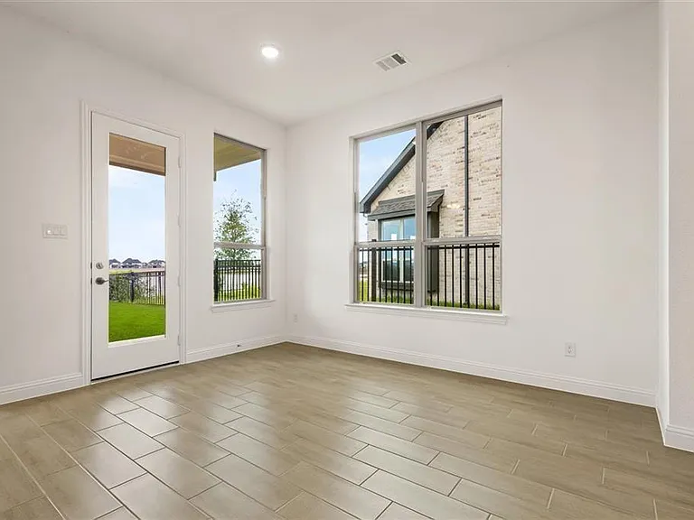 2064 Terra Rose Dr — Photo 9