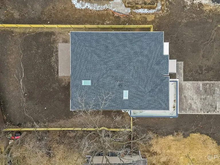 148 Oak St — Photo 38