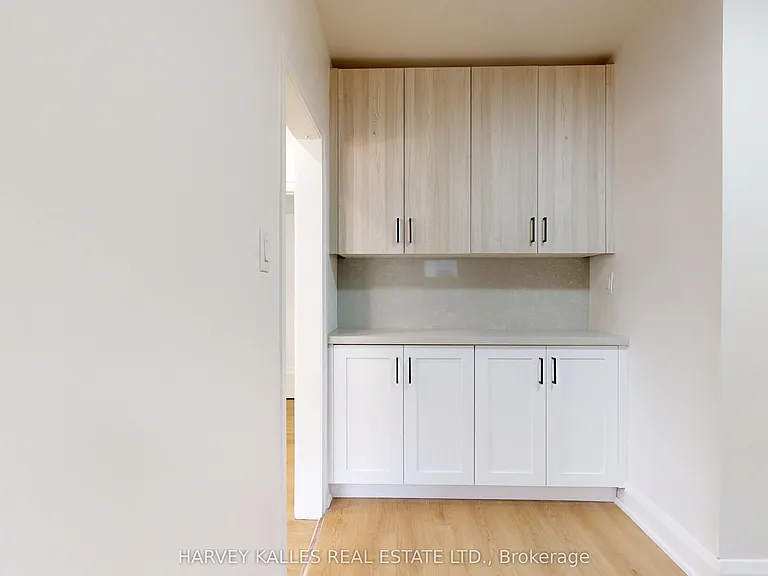 1216 Avenue Rd #2 — Photo 12