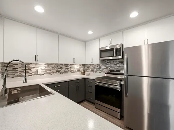 475 N Midway Dr Unit 117, Escondido, CA 92027
