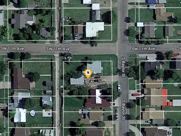1102 S Baylor St, Perryton, TX 79070