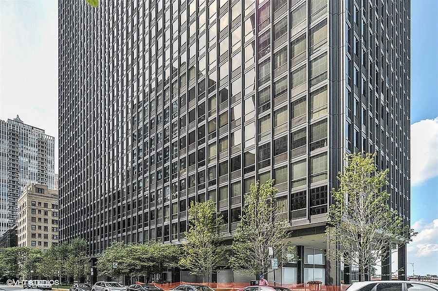 1st image of 900 N Lake Shore Dr APT 313