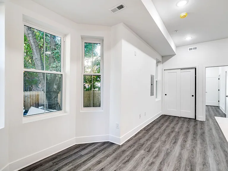 4735 Hazel Ave — Photo 42