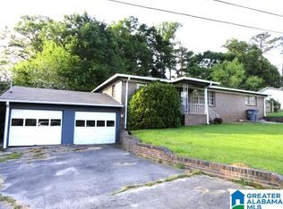 424 Valley St, Adamsville, AL 35005