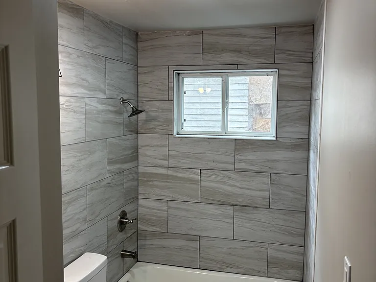 761 Richmond Ave #3 — Photo 4