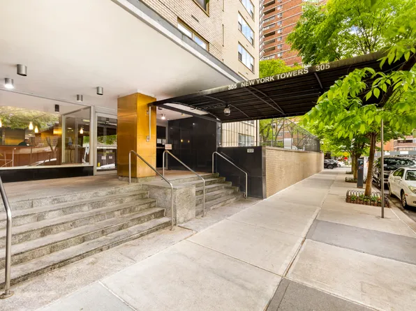 305 East 24th Street 4L image 10 of 11