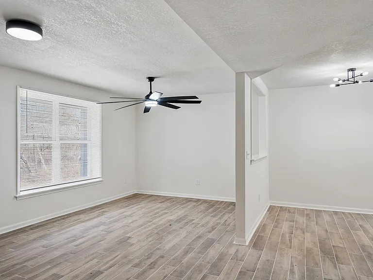4001 S Minnie St — Photo 20