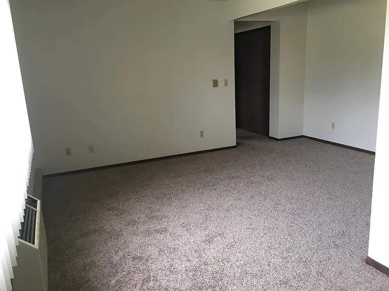 4340 Kennedy Dr #101 — Photo 3