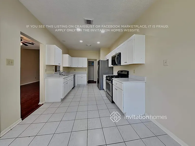 14711 Cypress Green Dr — Photo 9