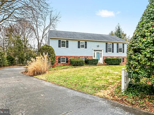 6030 Parkside Ct, East Petersburg, PA 17520