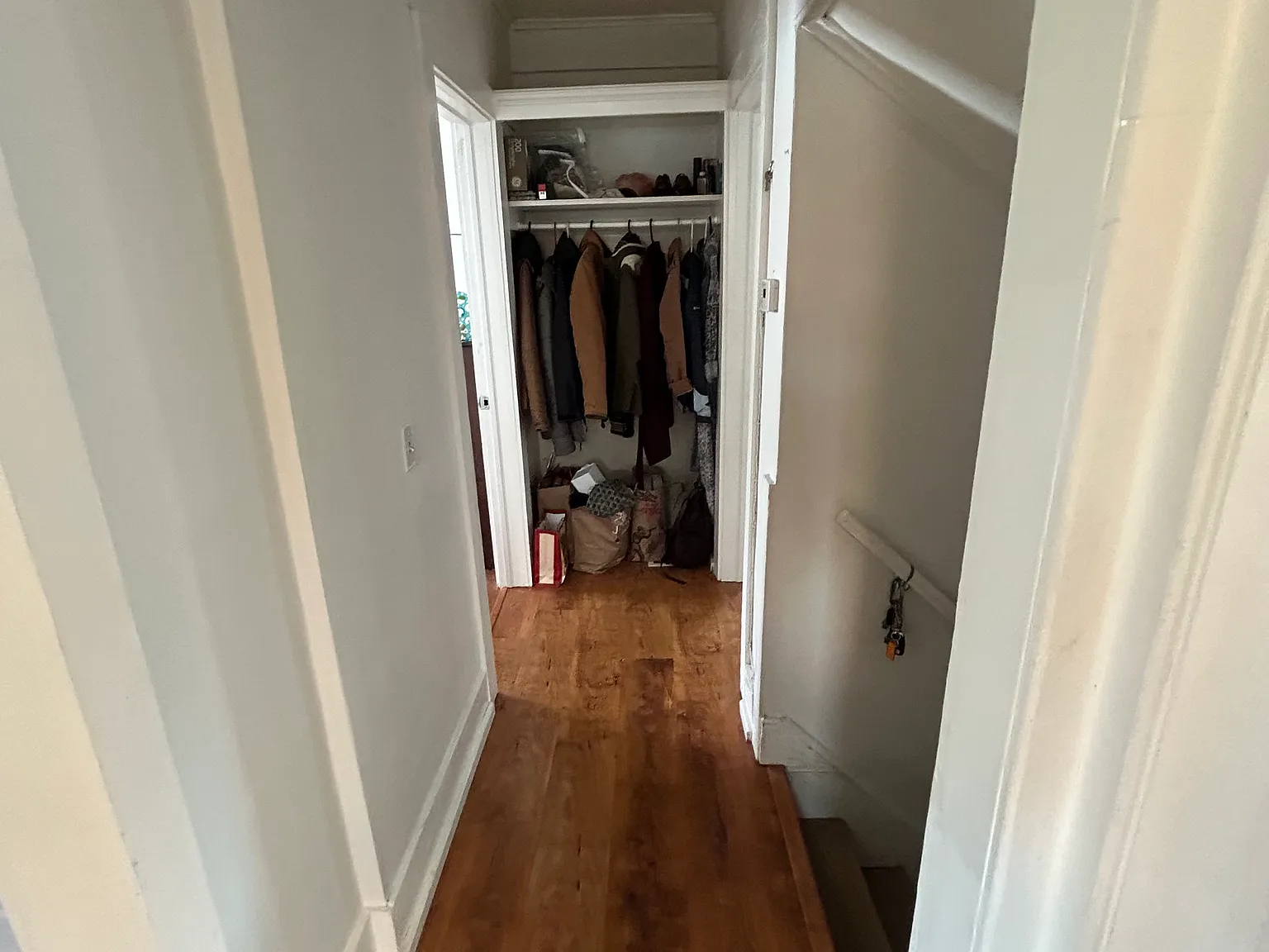 2 bed, 900 sqft, $1,250 — Photo 2
