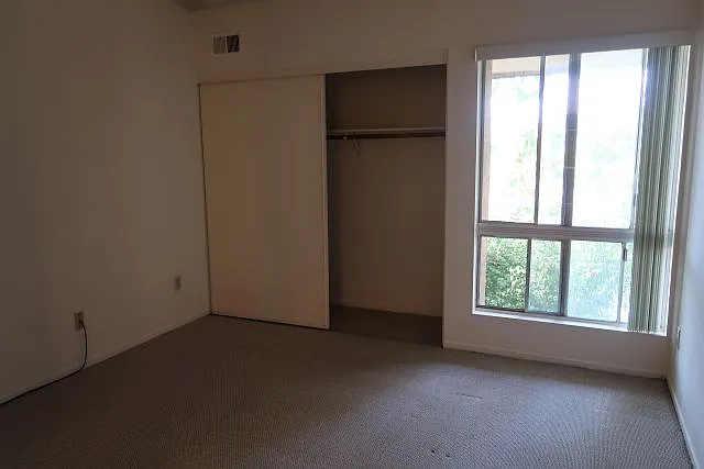 1605 Hotel Cir S — Photo 5
