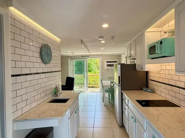 141 Main Street #23, West Dennis, MA 02670