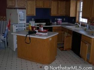 4909 Rolling Hill Rd, Grasston, MN 55030