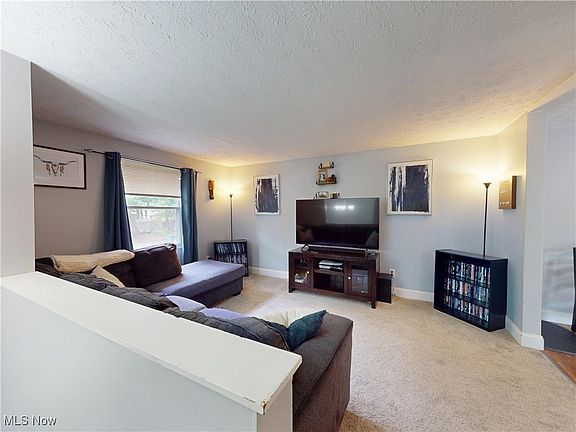 4th image of 6242 Selkirk Dr
