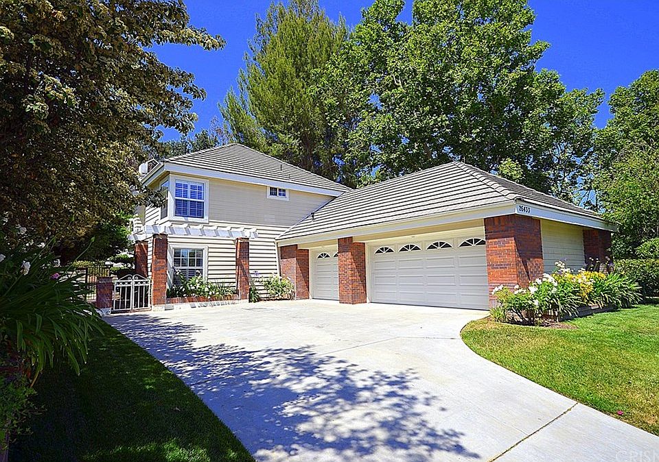 1st image of 26433 Woodlark Ln