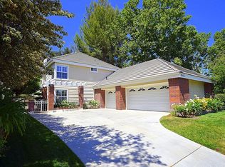 26433 Woodlark Ln, Santa Clarita, CA 91355