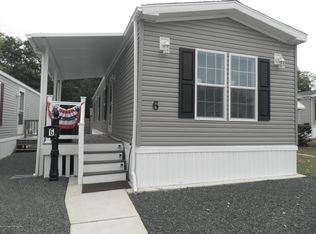 6 Shorehaven Rd, Hazlet, NJ 07730